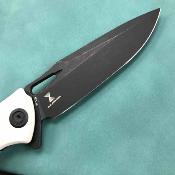 KUB245F – Couteau Kubey Raven Lame Acier AUS-10 Manche G10 Ivory Linerlock IKBS - Livraison Gratuite