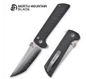 NMB2406C Couteau NORTH MOUNTAIN BLADE Chop 2 Lame Acier SLD-Magic San Mai Tanto Manche Carbone Button Lock - Livraison Gratuite