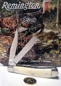 R15687 Coffret Collector Remington Turkey Tin – 2 Couteaux Pliants – Lames Acier Inox – Manche Os Blanc – Boîte Métal Vintage - Livraison Gratuite 