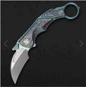 CRSPREDATORTGN Critical Strike Predator Karambit - Lame Acier M390 Manche Titane Teal & Camo Linerlock - Livraison Gratuite