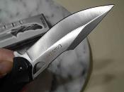 CM19344 - Camillus Romulus - Couteau Manche Aluminium - Lame Acier 420 - Drop Point - Linerlock - Livraison Gratuite