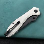 KUB314D  Kubey Ruckus – Couteau Liner Lock | Lame Drop Point AUS-10 BLK | Manche G10 Ivory | Bearing - Livraison Gratuite