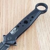 SWP1105621 Smith & Wesson M&P Linerlock – Couteau Pliant Tactique Manche Alu Noir Lame Dague Inox Clip de Poche - Livraison Gratuite