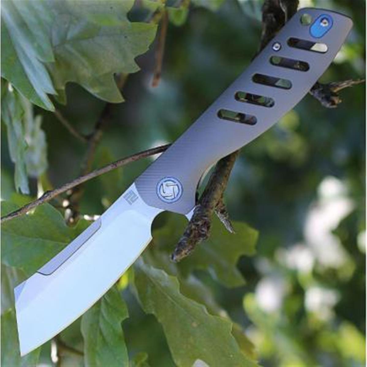 Couteau De Poche Pliant Lame Tanto D2 - Manche Titane Et G10 - Neuf 2024
