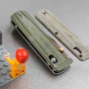 VOSA4111 — Couteau Vosteed Vombat Lame Acier 14C28N Clip Point Copper Dune Manche Micarta Vert Crossbar Lock - Livraison Gratuite