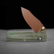 VOSA4111 — Couteau Vosteed Vombat Lame Acier 14C28N Clip Point Copper Dune Manche Micarta Vert Crossbar Lock - Livraison Gratuite