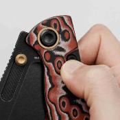 VOSA3905 Vosteed Naga – Couteau Lame Acier CPM S35VN Black Clip Point Manche Micarta Scarlet Void, Top Liner Lock – Livraison Gratuite