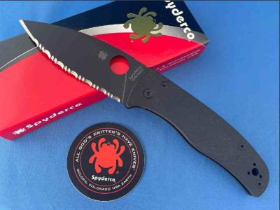 SC263GSBK Spyderco Bodacious – Couteau Lame Acier CPM S30V DLC Dentée Spear Point Manche G10 Noir Compression Lock USA – Livraison Gratuite