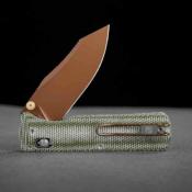 VOSA4111 — Couteau Vosteed Vombat Lame Acier 14C28N Clip Point Copper Dune Manche Micarta Vert Crossbar Lock - Livraison Gratuite