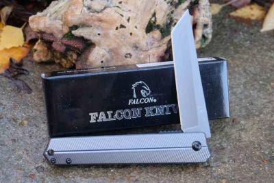 Lot de 3 FLNKS1315GY – Falcon Linerlock A/O Gray – Couteau Tanto Lame Acier 440 Gray – Manche Acier Sculpté Gris – Clip Ceinture – Livraison Gratuite