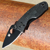 SC148SBBK Couteau Spyderco Ambitious Black Serr Lame Acier 8Cr13MoV - Livraison Gratuite