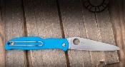 SC259PBL — Couteau Spyderco Charisma Lame Acier CTS BD1N Drop Point Satinée Manche FRN Bleu Lockback USA - Livraison Gratuite
