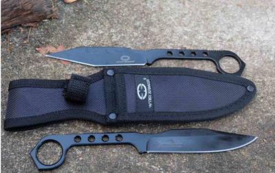 WAR059BK – Couteau de Lancer WithArmour Garfish – Set 2 Lame Acier 440C Noir Manche Acier Ajourné Étui Nylon  - Livraison Gratuite