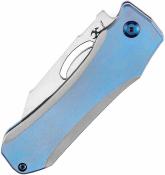 K1058A2 Couteau Kansept Loki Blue Titanium | Lame Acier CPM-S35VN Satin | Manche Titane Bleu Anodisé | Design Loki | Framelock - Livraison Gratuite