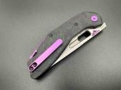 KETM0103 Ketuo Yakuza CF PUE/S Couteau Ketuo Yakuza | Lame Tanto Acier 154CM | Manche Purple Marble Carbon Fiber Linerlock - Livraison Gratuite