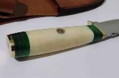 PA2034447 Couteau Skinner Green Mosaic Hunter Lame Acier Inox Satin Manche Camel Bone & Green Wood Housse Cuir - Livraison Gratuite 