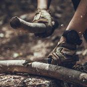 RS3721S Real Steel Bushcraft Plus II – Couteau Lame Fixe Acier 14C28N Scandi Manche G10 Black Housse Cuir – Livraison Gratuite 