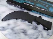 UC3631 United Cutlery Undercover CIA Stinger III Karambit – Lame Fixe Lame Acier 3Cr13 Black Oxide Manche Acier - Housse nylon - Livraison Gratuite