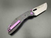 KETM0103 Ketuo Yakuza CF PUE/S Couteau Ketuo Yakuza | Lame Tanto Acier 154CM | Manche Purple Marble Carbon Fiber Linerlock - Livraison Gratuite