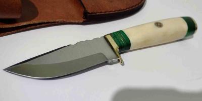 PA2034447 Couteau Skinner Green Mosaic Hunter Lame Acier Inox Satin Manche Camel Bone & Green Wood Housse Cuir - Livraison Gratuite 