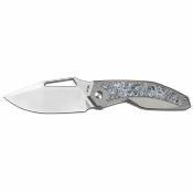 ATZ1879GDM Artisan Cutlery Fragarach | Couteau Lame Clip Point Acier S90V | Manche Titane Dark Matter FatCarbon - Livraison Gratuite