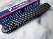 SW1227056 Couteau Smith & Wesson Executive Lame Spear Point Acier 7Cr13 Manche Alu Sécurité Linerlock - Livraison Gratuite
