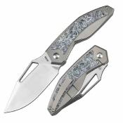 ATZ1879GDM Artisan Cutlery Fragarach | Couteau Lame Clip Point Acier S90V | Manche Titane Dark Matter FatCarbon - Livraison Gratuite