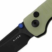 KIV2706A7 Couteau Kizer Parakeet | Lame Acier Nitro-V Black PVD Sheepsfoot | Manche Plaquettes GID G10 Fluo | Button Lock | Livraison Gratuite