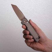 VOSA3505 Couteau Vosteed Parallel Lame Reverse Tanto Acier S35VN Copper Dune Manche Titane Violet - Livraison Gratuite