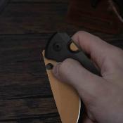 KI34902CDA1 Kizer T1 |  Couteau Pliant Lame Drop Point Acier M390 Satin | Manche Titanium Clutch Lock - Livraison Gratuite