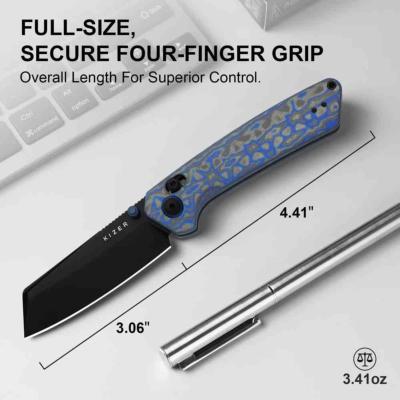 KIV3693A4 Kizer Madrac  – Couteau Lame Acier Nitro-V Black Reverse Tanto Manche Vortex Micarta Blue Clutch Lock – Livraison Gratuite