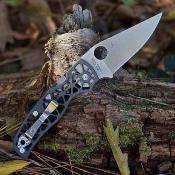 SC266ALP Couteau SPYDERCO Edgerati Lame Acier CPM S30V Satin Manche Alu Gray Compression Lock USA - Livraison Gratuite