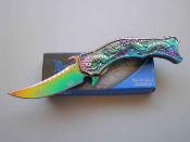 DSA019RB Couteau Dark Side Dragon A/O Lame Acier 3Cr13 Spectrum TiNi Manche Acier Spectrum Artwork Dragon – Livraison Gratuite