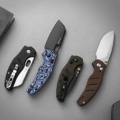 KIV348829BSA1 Couteau Kizer Sheepdog C01C | Lame Sheepsfoot Acier Nitro-V Black PVD | Manche Blue Vortex Micarta Button Lock - Livraison Gratuite