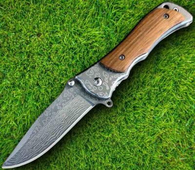 EE10A67WD Couteau ElitEdge Linerlock A/O | Lame Acier 440C Motif Damas | Manche Acier & Bois | Livraison Gratuite