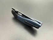 KETM062 Ketuo Yakuza Tanto - Couteau Pliant Linerlock Lame Acier 14C28N Black Manche G10 Bleu Mitres FCarbone - Livraison Gratuite