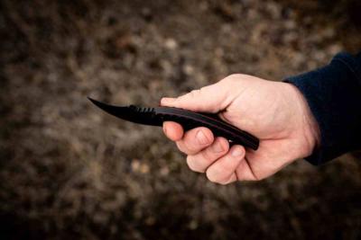 TPUPSM01 Couteau TOPS Upswarm | Lame Modified Wharncliffe Acier 1095 Black Traction | Manche Black Canvas Micarta Housse Kydex - Livraison Gratuite 