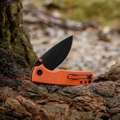 VOSA2628 — Couteau Vosteed Porcupine Lame Acier Sandvik 14C28N Drop Point Stonewash Noir Manche G10 Orange Top Linerlock - Livraison Gratuite