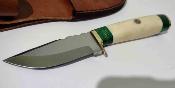 PA2034447 Couteau Skinner Green Mosaic Hunter Lame Acier Inox Satin Manche Camel Bone & Green Wood Housse Cuir - Livraison Gratuite 