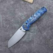 TD024BLWT Defcon Artifact Blue/White  | Couteau Pliant | Lame Sheepfoot 14C28N | Manche Résine Bleu | Axis Lock Bearing - Livraison Gratuite