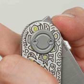 VOSA3727 Vosteed Corgi "Doodle Monster" - Couteau Lame Drop Point Acier 14C28N | Manche G10 Trek Lock - Livraison Gratuite