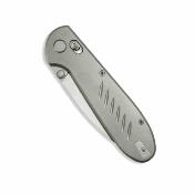 GEO2501A GEO Knife Frost – Couteau pliant Lame Acier M390 Drop Point Manche Titane Gris Axis Lock - Livraison Gratuite