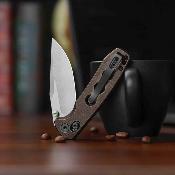 TVJM06CU14 Trivisa Butterfly – Couteau pliant Crossbar Lock Lame Acier 14C28N Stonewash Manche Copper (Cuivre) - Livraison Gratuite