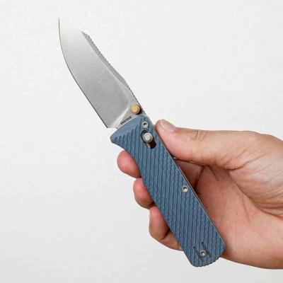 VOSA4112 — Couteau Vosteed Vombat Lame Acier 14C28N Clip Point Satinée Manche G10 Bleu Crossbar Lock - Livraison Gratuite